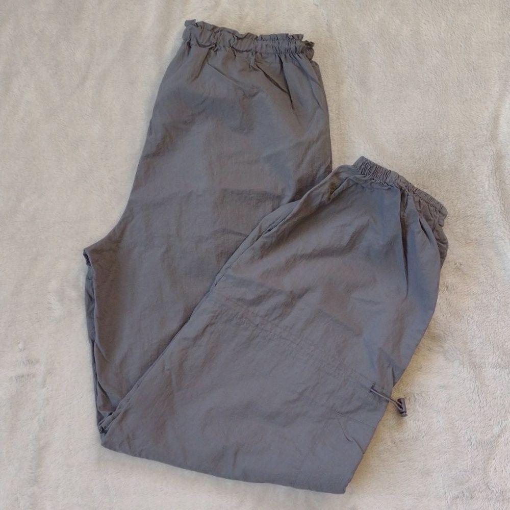 Halara Gray Mid Rise Adjustable Drawcord Cargo Jogger Pants Size Small New